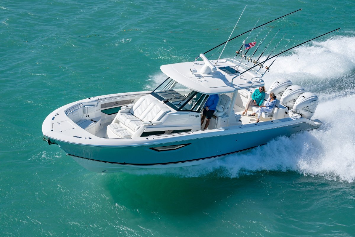 New Pursuit S378