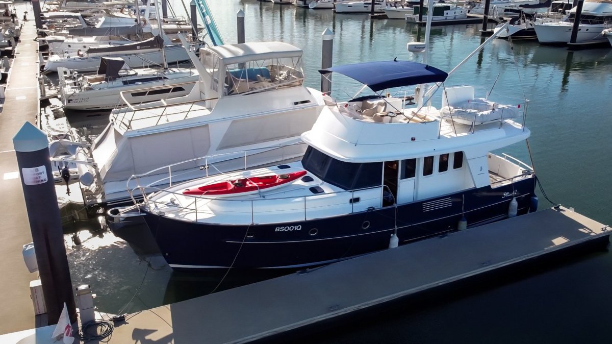 Beneteau Swift Trawler 42 Fly