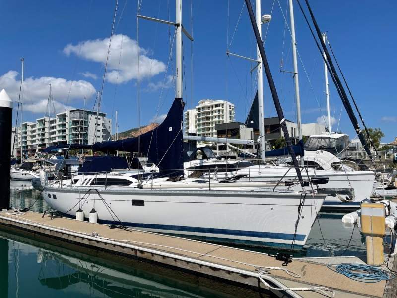 Hunter 40.5 Legend 1997 Hunter Legend 40.5 (12.24m) Monohull yacht