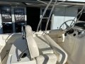 Boston Whaler 210 Outrage 200hp L6 Verado option