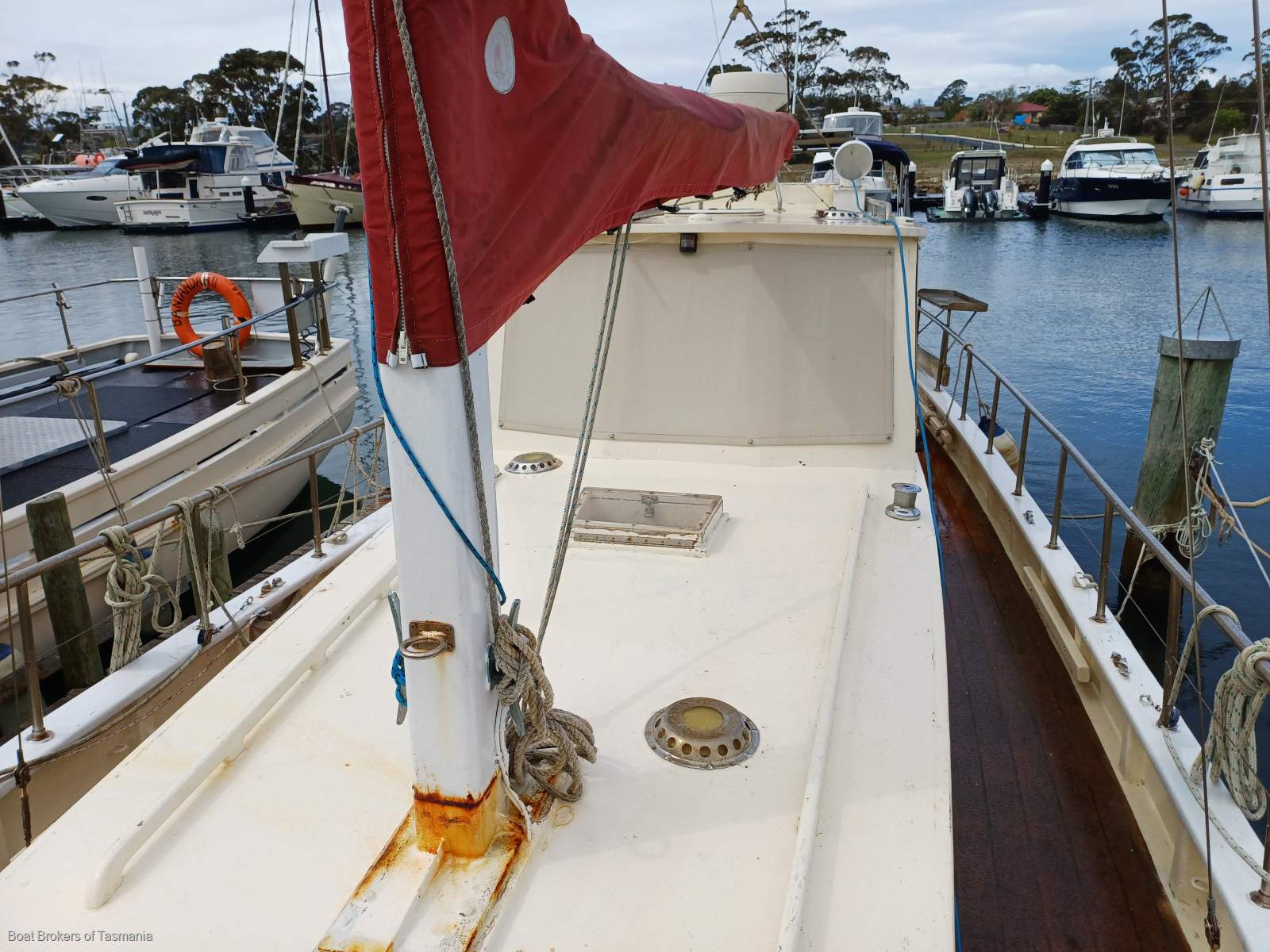 Leonora 2 Tasmanian 36' Motorsailer Boat Brokers of Tasmania