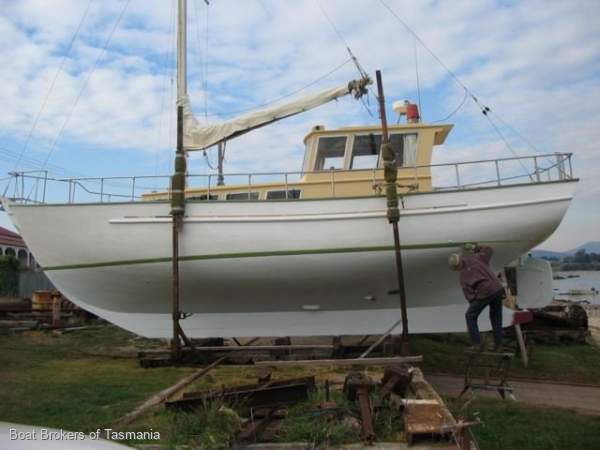 Leonora 2 Tasmanian 36' Motorsailer Boat Brokers of Tasmania