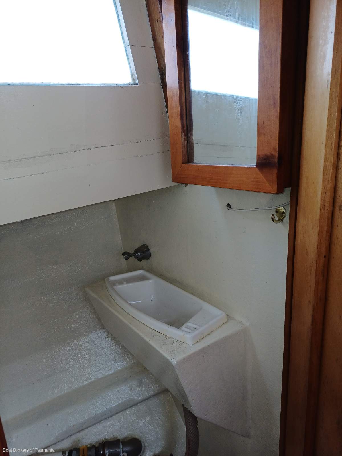Leonora 2 Tasmanian 36' Motorsailer Boat Brokers of Tasmania