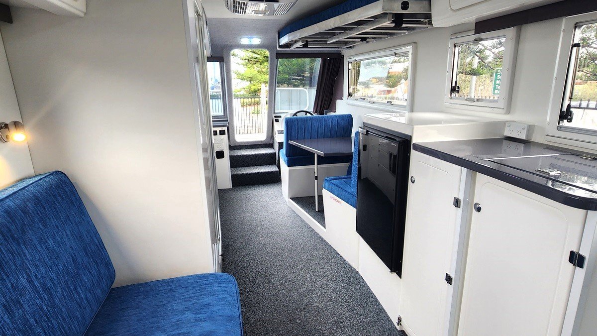 Boat-A-Home Escape II 760