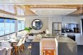 Mambo Houseboat Holiday Home on Lake Eildon:Mambo on Lake Eildon