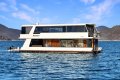 Mambo Houseboat Holiday Home on Lake Eildon:Mambo on Lake Eildon