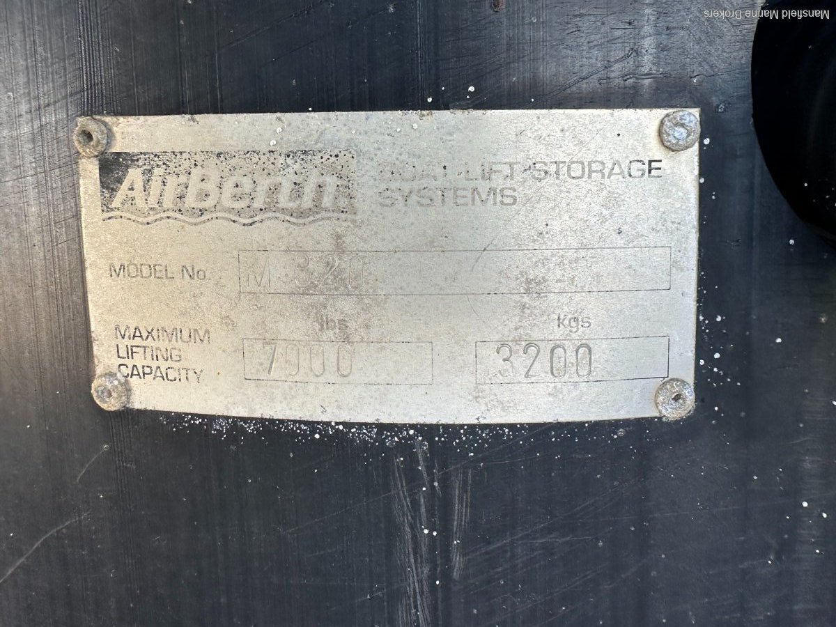 AIR BERTH M320:SPEC PLATE