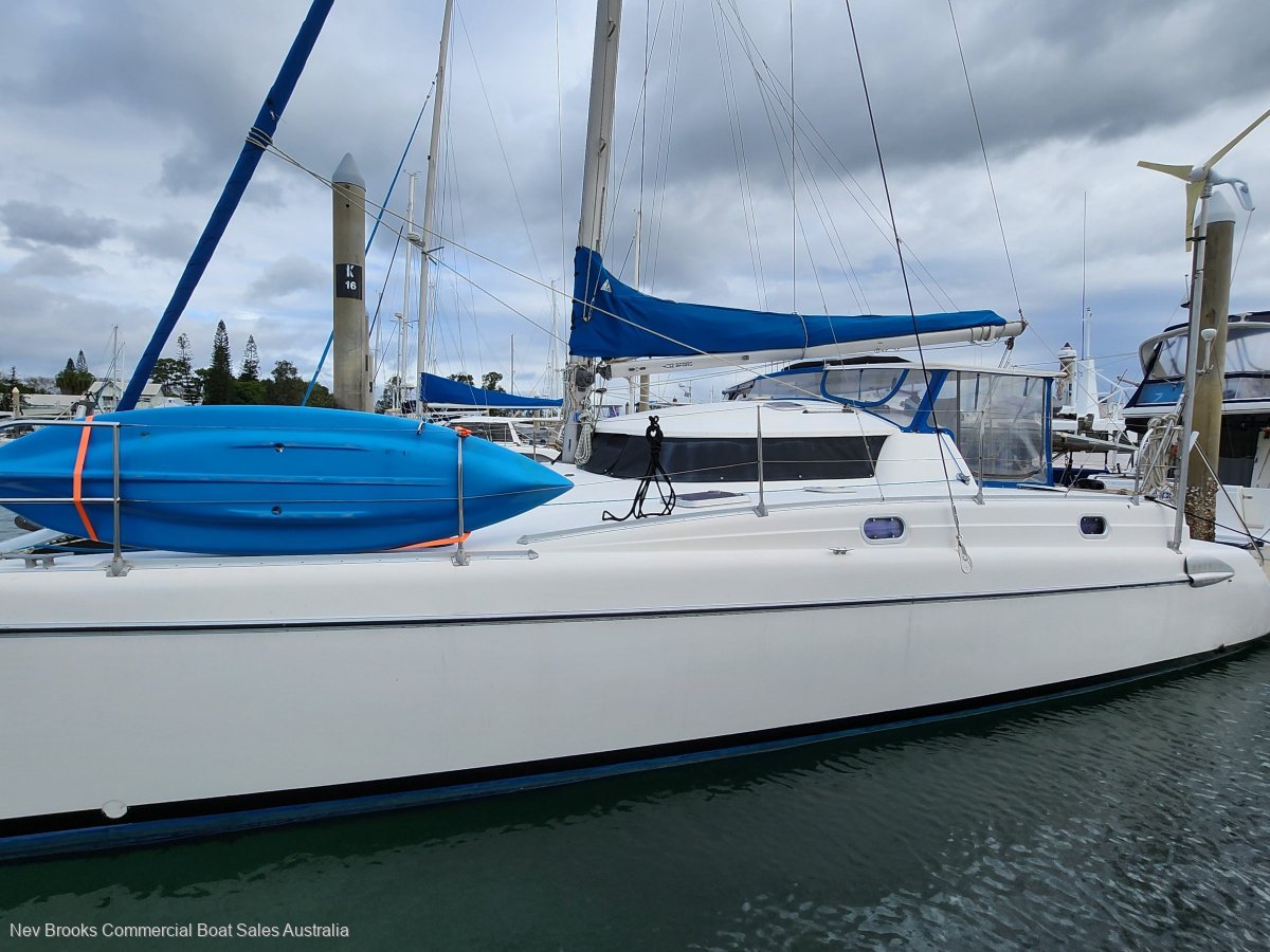 Fountaine Pajot Tobago 35