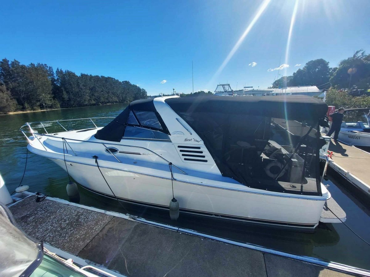 Sea Ray 3300 Express