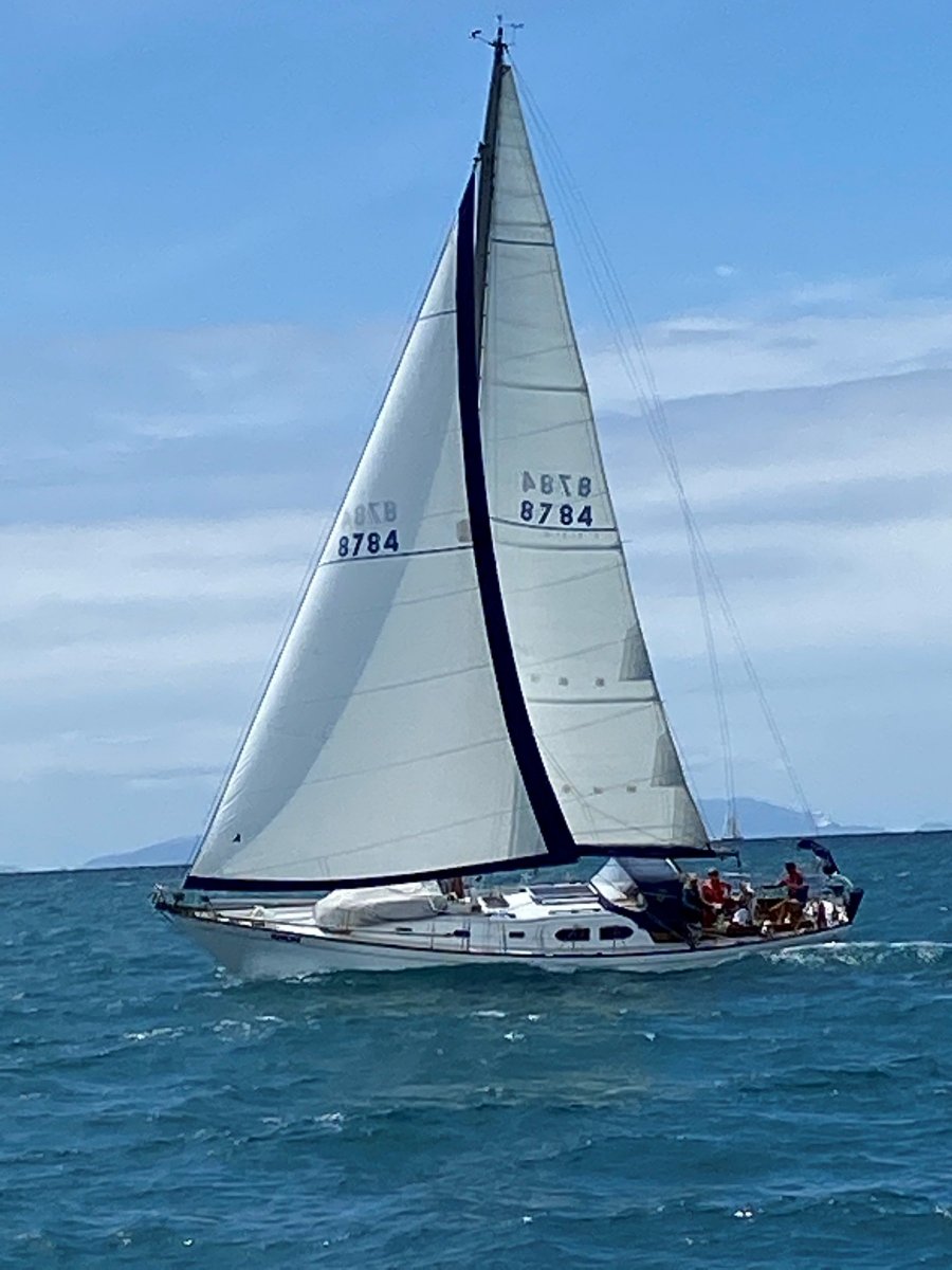 Sparkman & Stephens Commanche 42