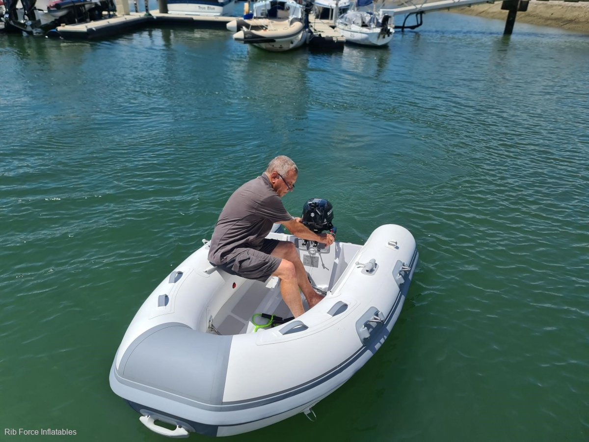 Aurora Reefrider UL 240 Light weight aluminium hull RIB:Aurora Reefrider UL 240