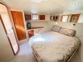 Kingfisher 50 Royale Enclosed Flybridge