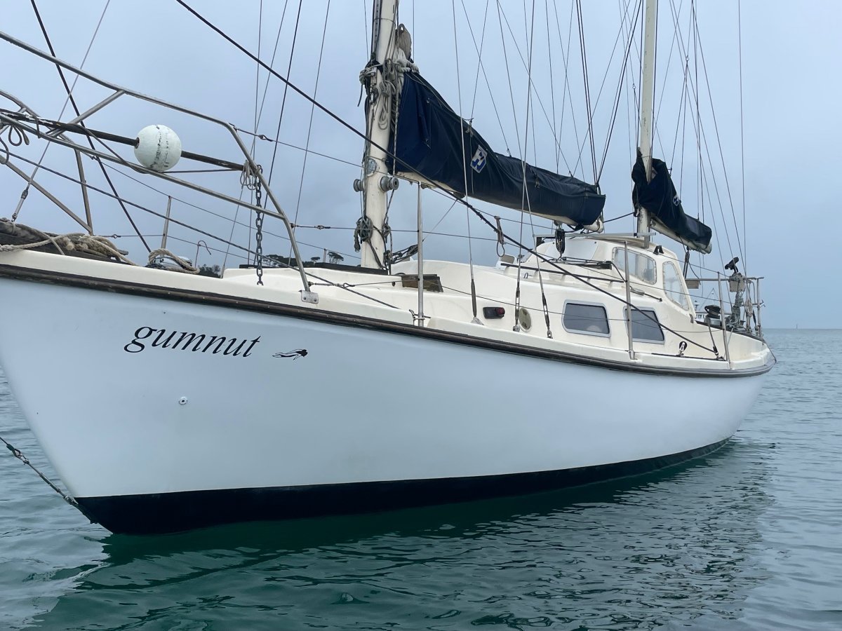 Walker H28 1981 GRP with Mooring Option