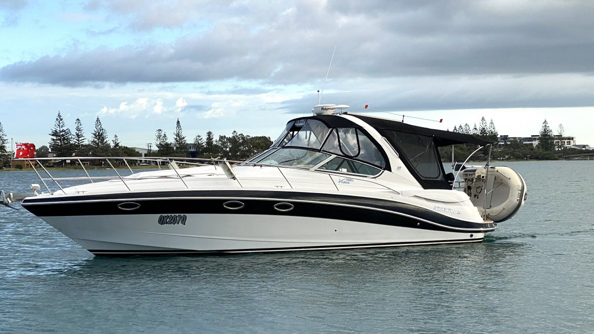 Four Winns Vista 358