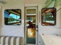 Sabre Motor Yachts 42 Salon Express