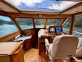 Sabre Motor Yachts 42 Salon Express