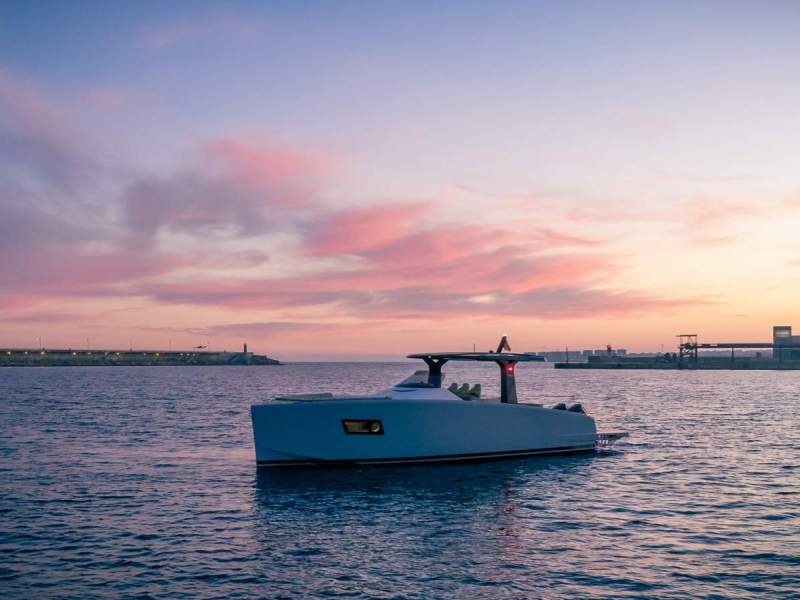 Tesoro T-40 Outboard Company Demonstrator