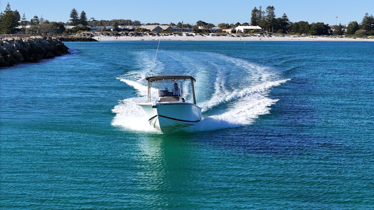 Peter Milner Saltwater 23 Centre Console