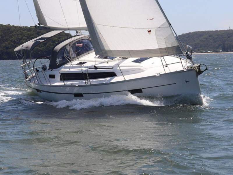Bavaria Cruiser 37