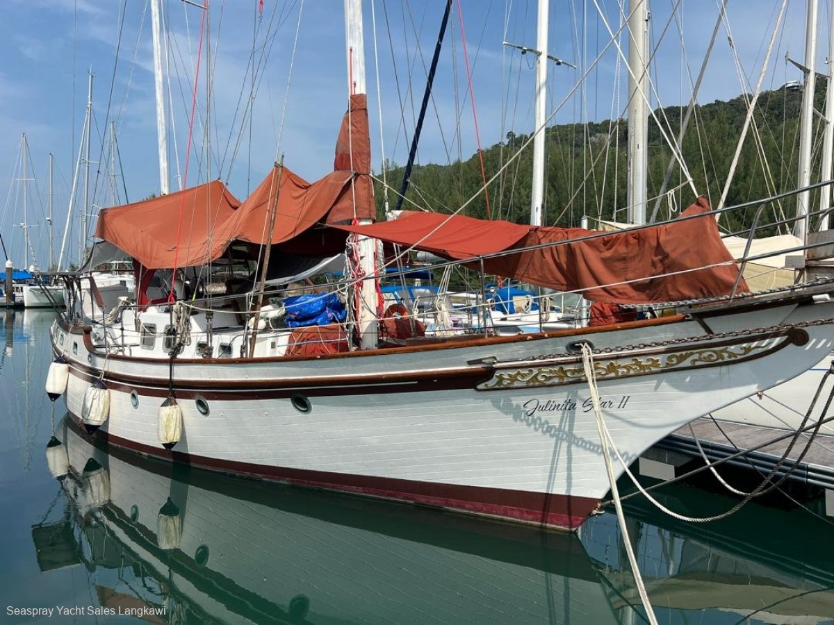 Vagabond 47 for sale in Rebak Marina, Langkawi.:Vagabond 47 yacht for sale in Langkawi