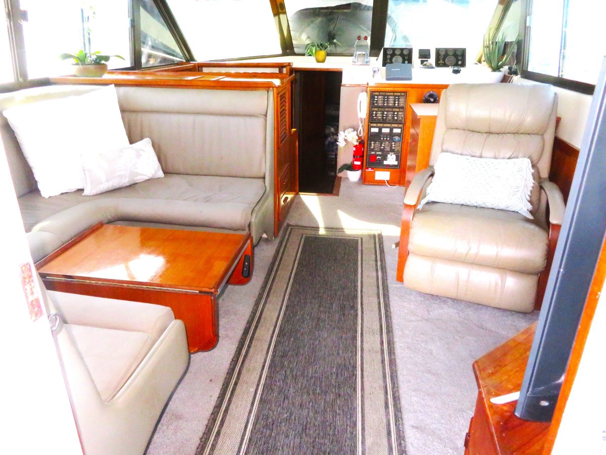 Riviera 38 Bluewater