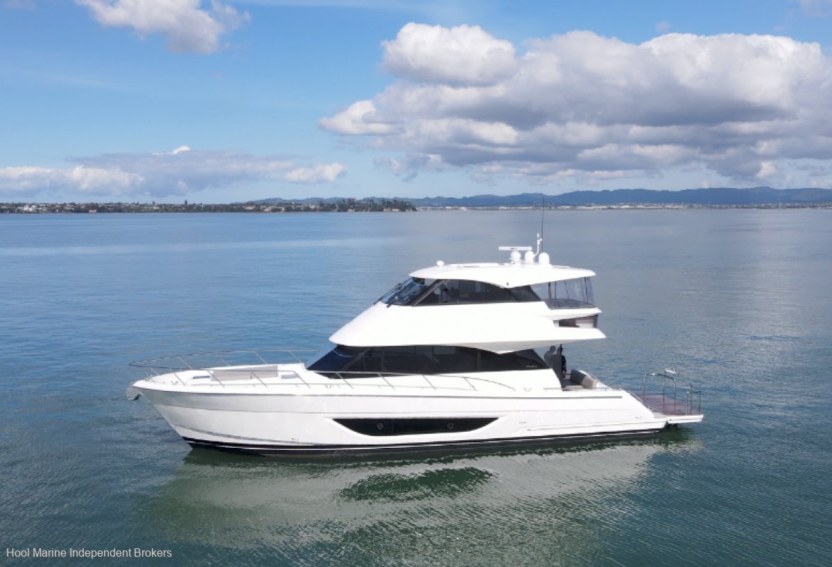 Maritimo M55