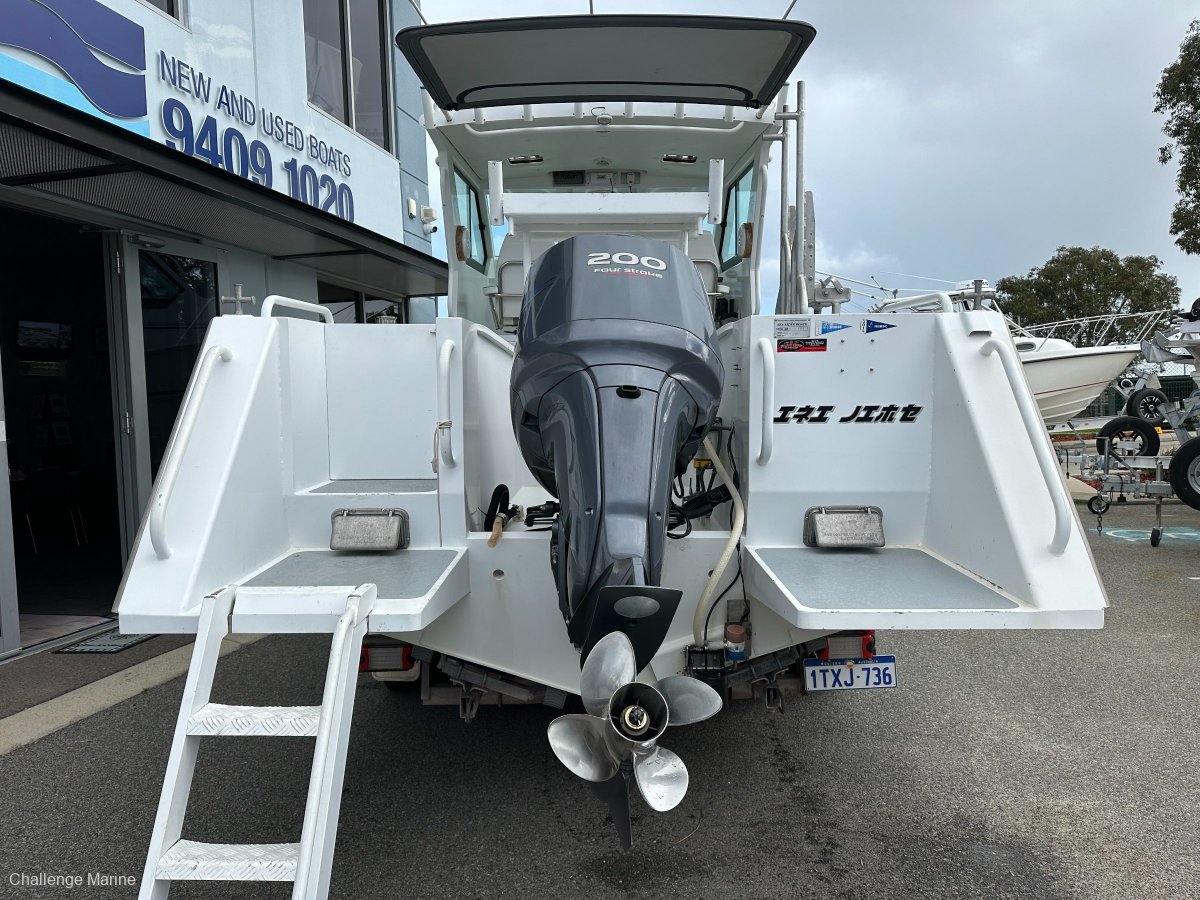Sea Rider 6.7 Hardtop - 8mt overall huge deck space.
