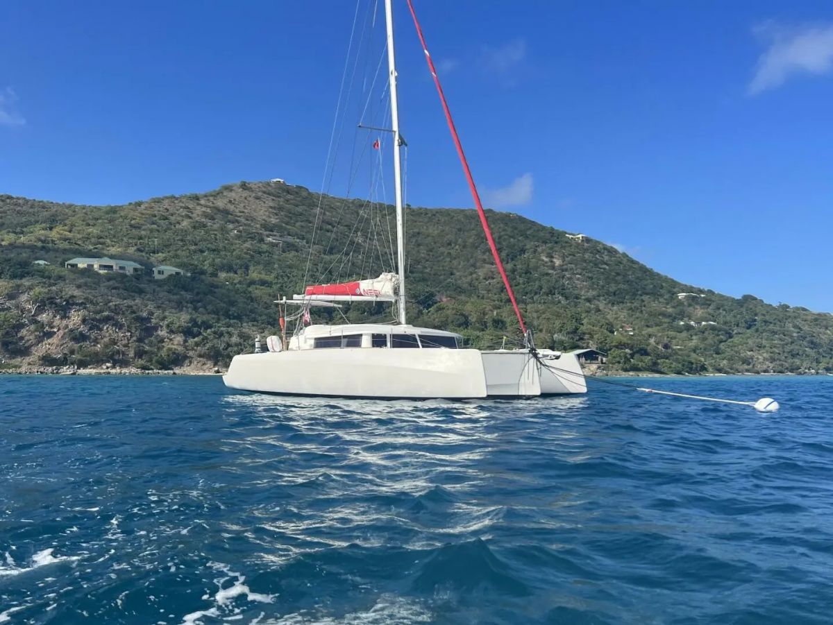 Neel Trimarans 43