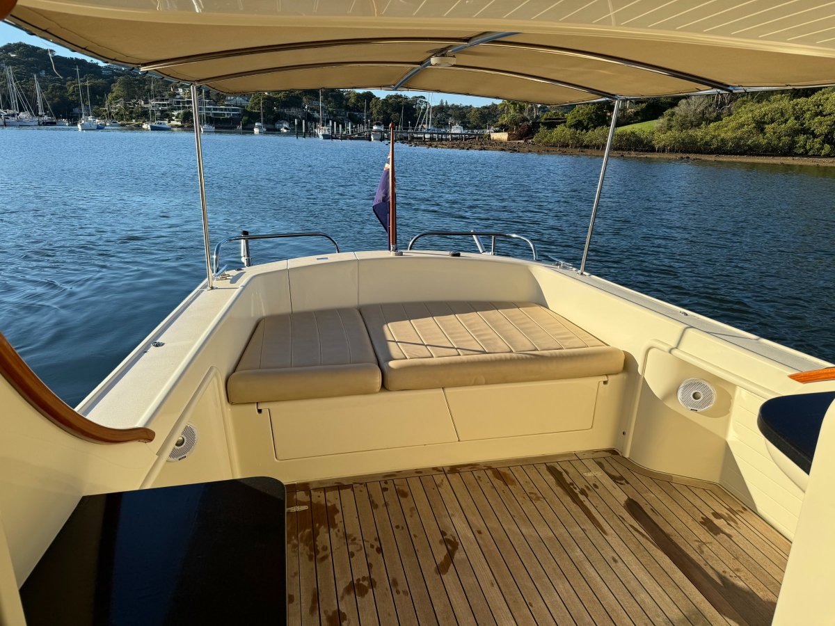 Palm Beach Motor Yachts 32 Classic Braddles
