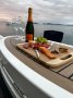 Genesis 400 Flybridge