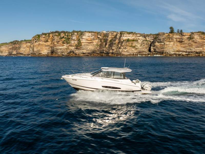 Regal 36 XO 2021 Model