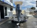 Oceania 23cc - 2018 model Powered by a Yamaha 200 HP 4 stroke