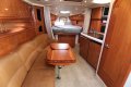 Four Winns Vista 348 with Bow Thruster