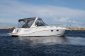 Four Winns Vista 348 with Bow Thruster