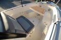 Boston Whaler 230 Outrage Centre Console