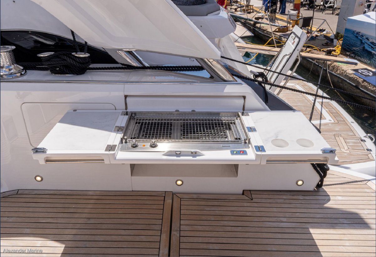 Sunseeker Ocean 182