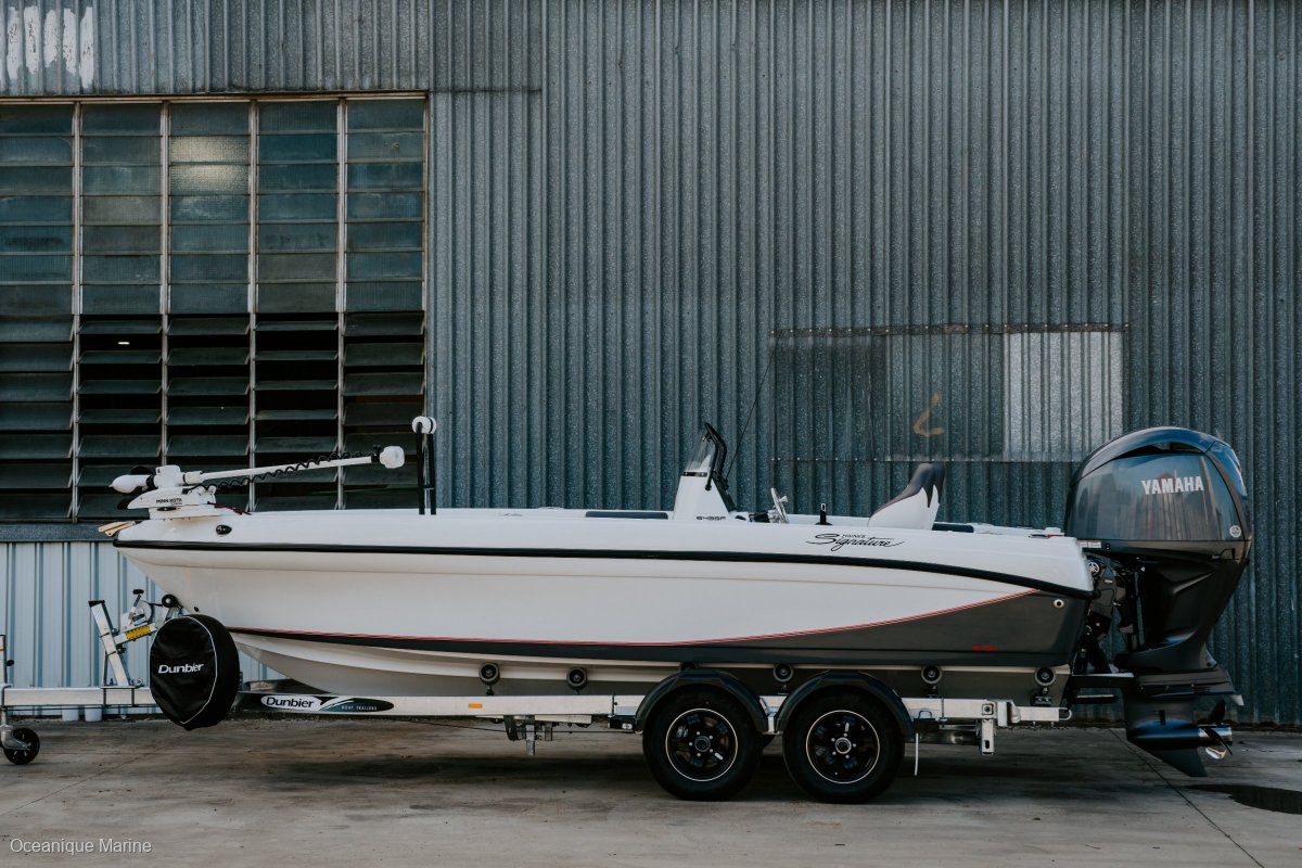 Haines Signature 543SF Factory Demonstrator available with only 5 hours
