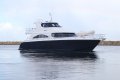 Sabre 17.5m Flybridge Cruiser with only 350 Hours