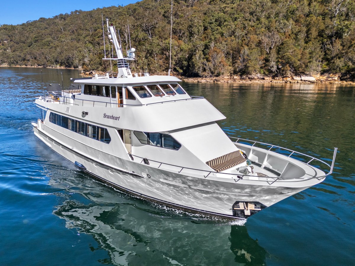 C & P MARINE 25 METRE