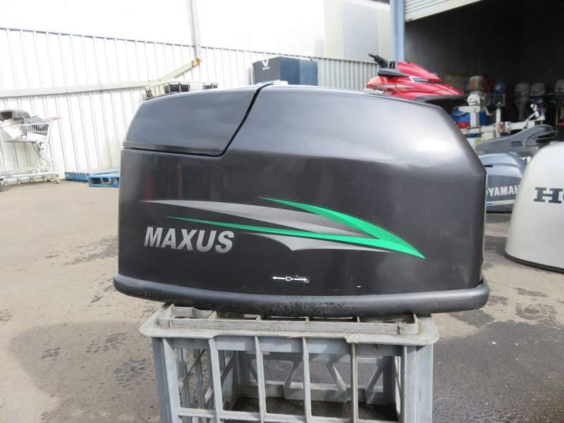 Wrecking Maxus engine cowlings