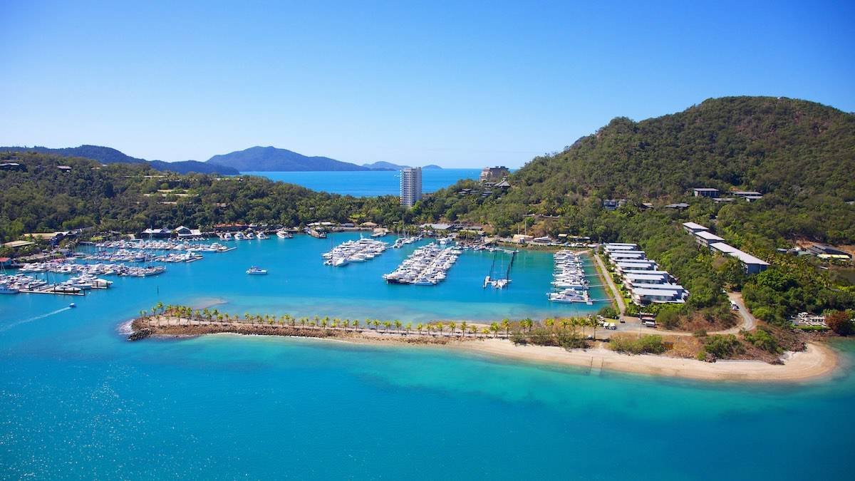 Private 21 metre berth at prestigious Hamilton Island