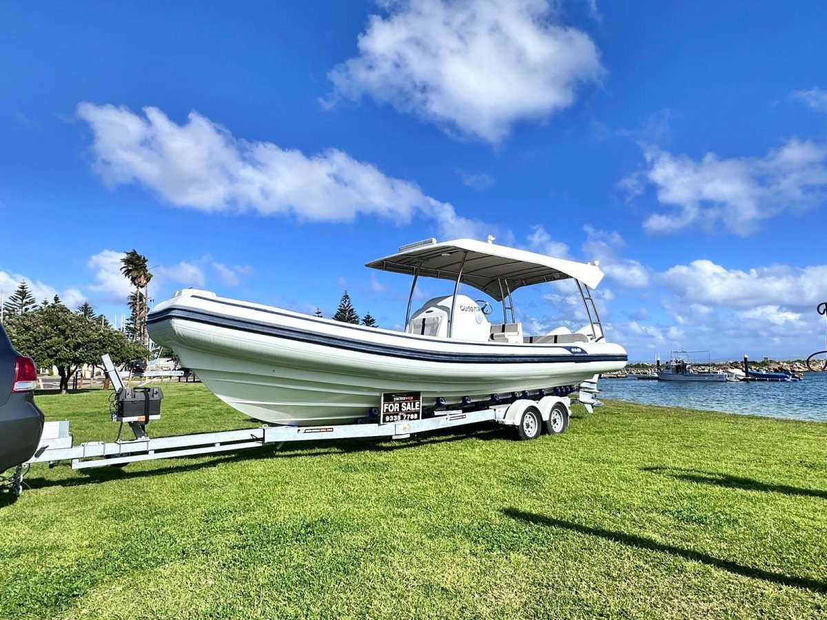 AB Inflatables Oceanus VST 28 Twin 225 hp Mercury Verado Outboard Motors:AB Rib YWM