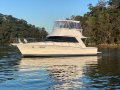 Riviera 39 Flybridge Cruiser