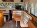 Riviera 39 Flybridge Cruiser