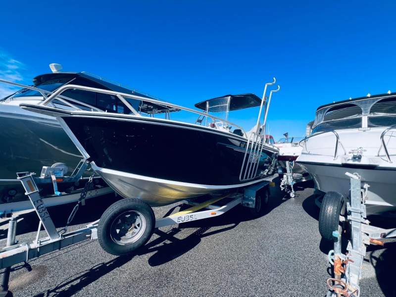Stacer 589 Nomad Fisher