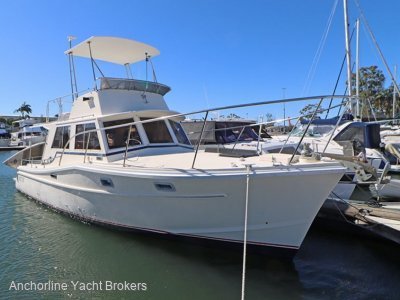 Aquarius 35 Flybridge