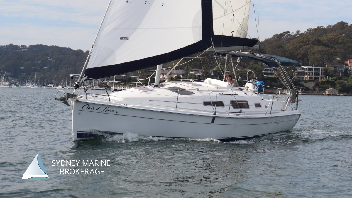 Hunter 33:1 Sydney Marine Brokerage Hunter 33 Yacht For Sale
