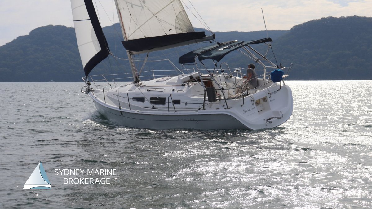 Hunter 33:2 Sydney Marine Brokerage Hunter 33 Yacht For Sale