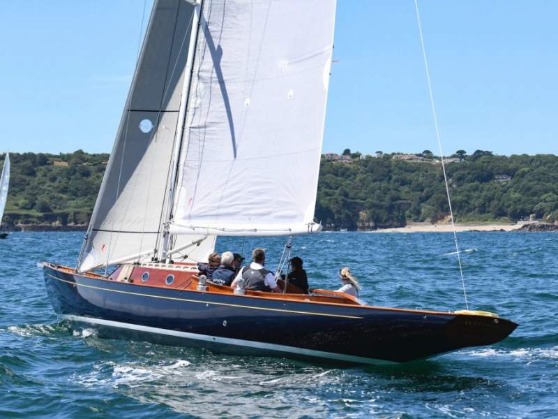 Spirit R46 Exceptional Classic Cruiser / Racer