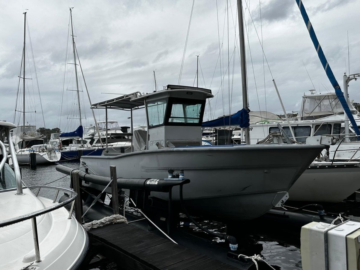 Redline 6.7m Jetboat